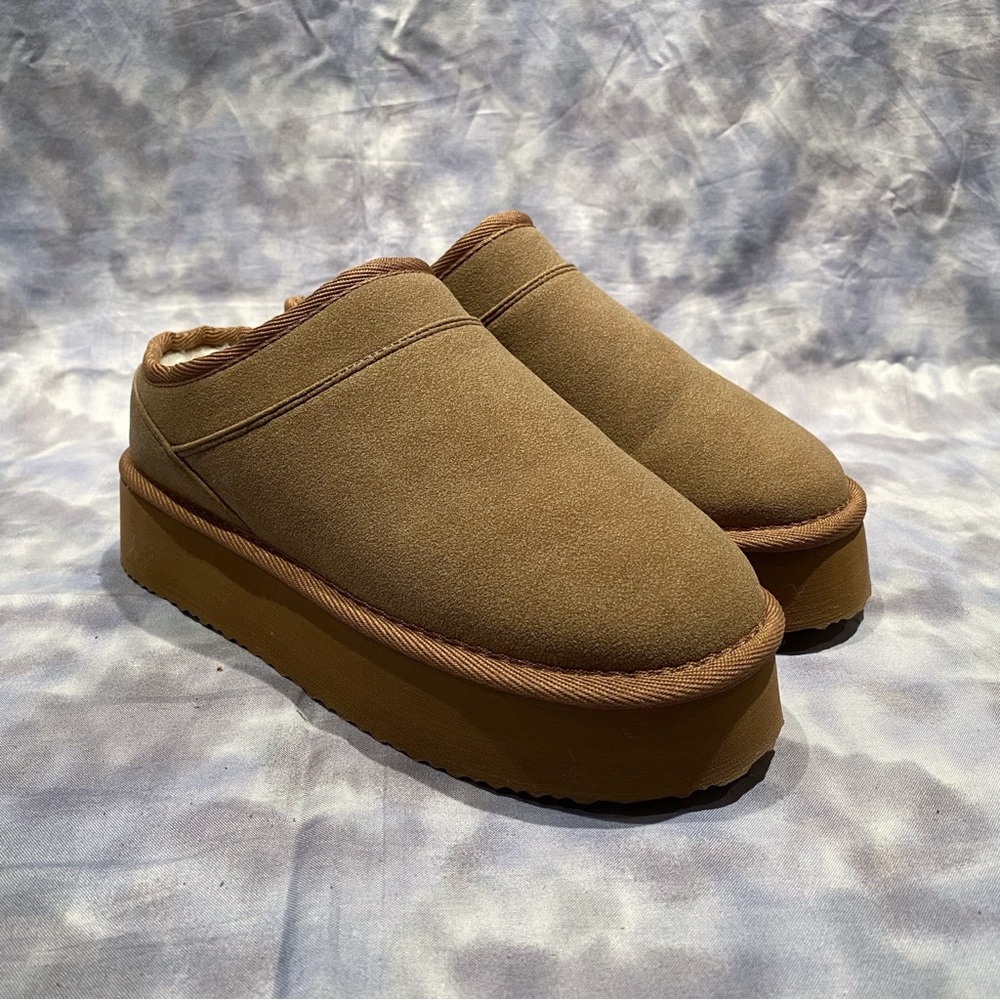 AMERICAN EAGLE OUTFITTERS the hangout slip-on bootie